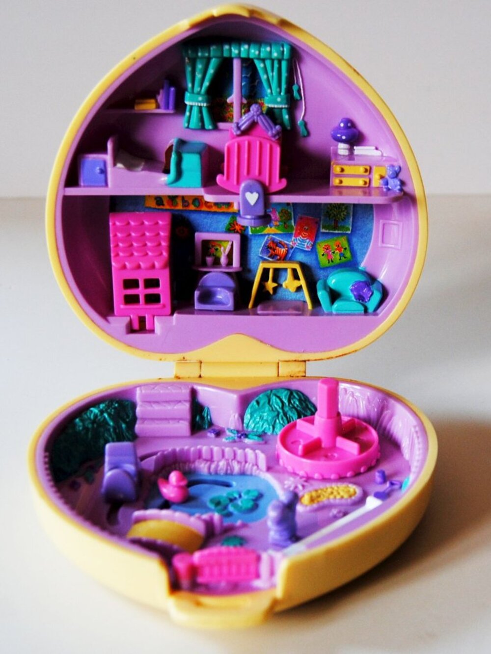 Vintage Blue Bird Polly Pocket Strollin’ Baby Quilt Look Compact + 3 figures